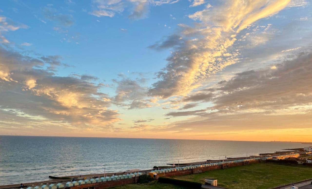 Seascape With Outstanding Sea Views Daire Brighton Dış mekan fotoğraf